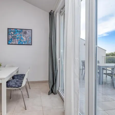 Сasa de vacaciones Diamond Seaview Penthouse - Happy *