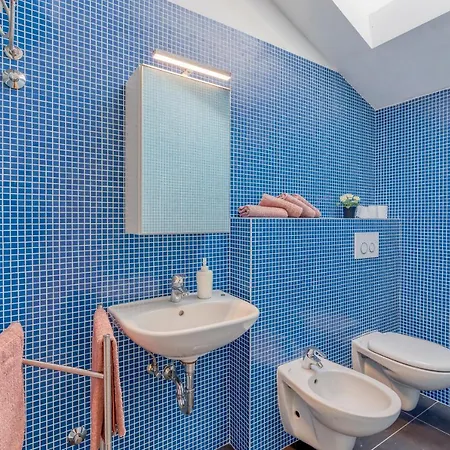 Diamond Seaview Penthouse - Happy * Peroj